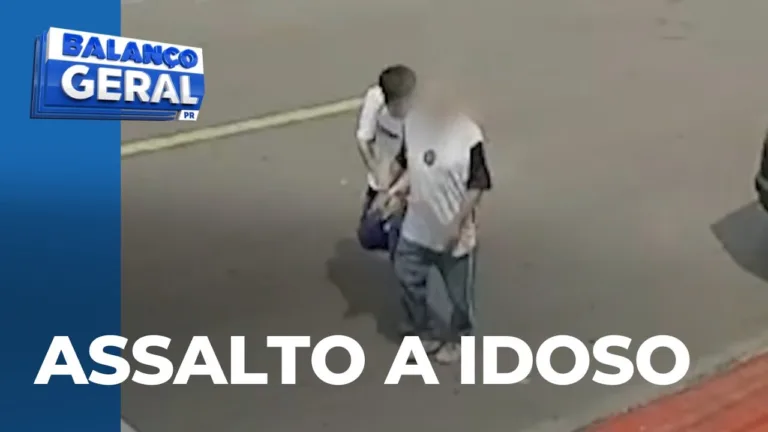 Criminoso entra em luta corporal com idoso para levar celular e vítima cai no chão