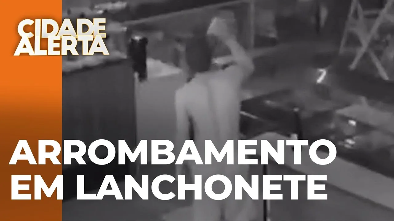 Flagra: Arrombador invade 'marmitaria', faz lanche e sai com sacolas cheias de produtos