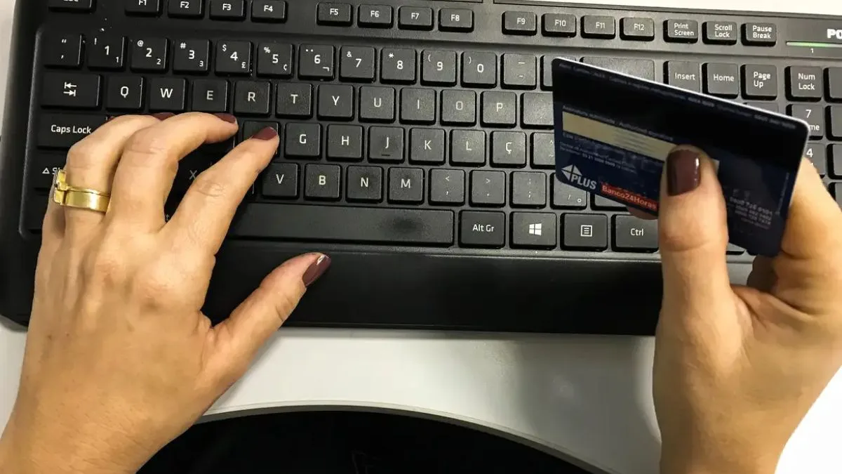 Pix acima de R$ 5 mil serão monitorados pela Receita Federal; entenda regras