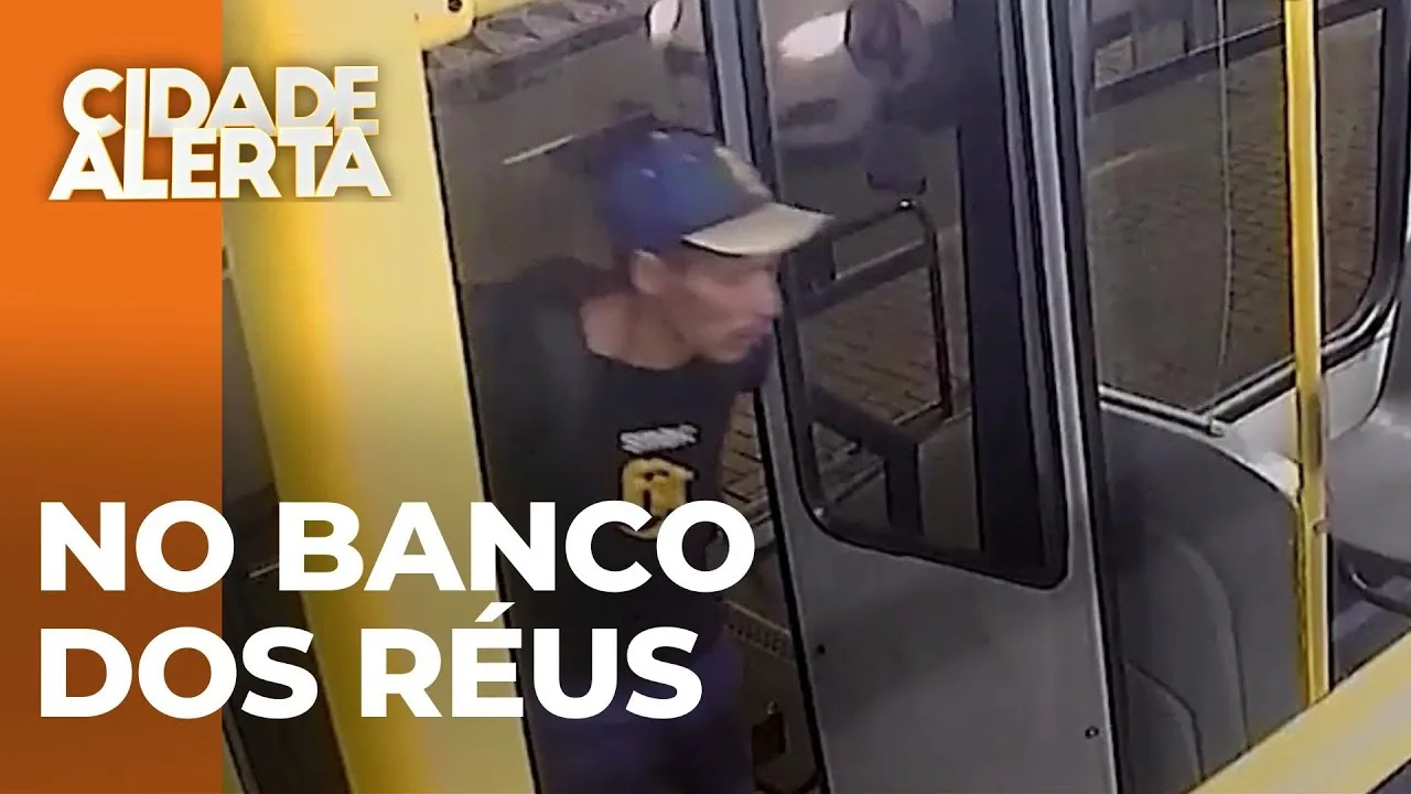 Curitiba: Acusado de matar maringaense a facadas no centro passa por audiência