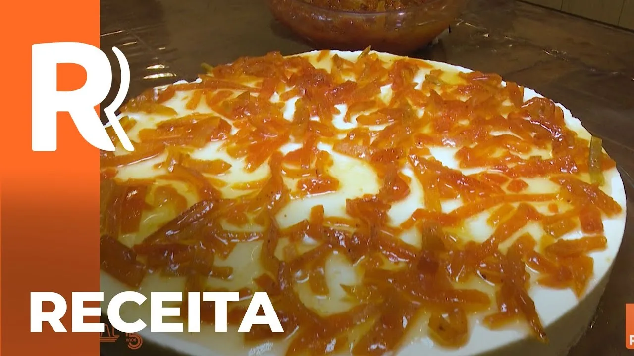 Aprenda a fazer o cheesecake de limão rosa