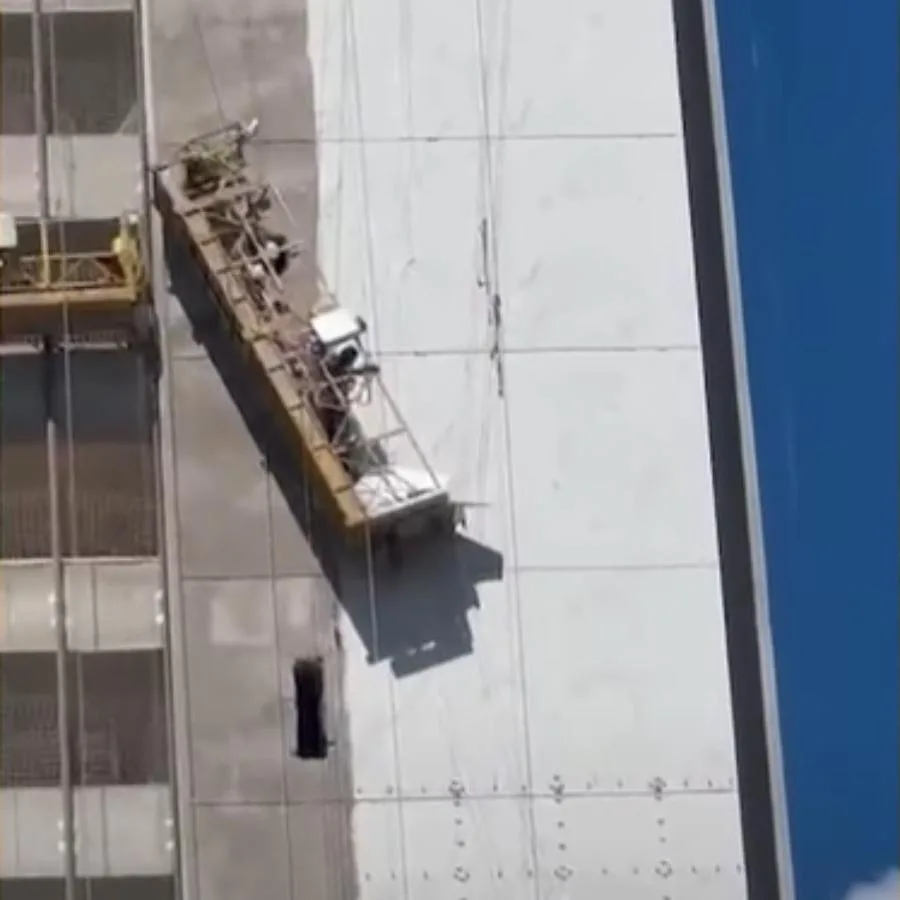 Trabalhadores ficam pendurados em andaime, em obra de Londrina