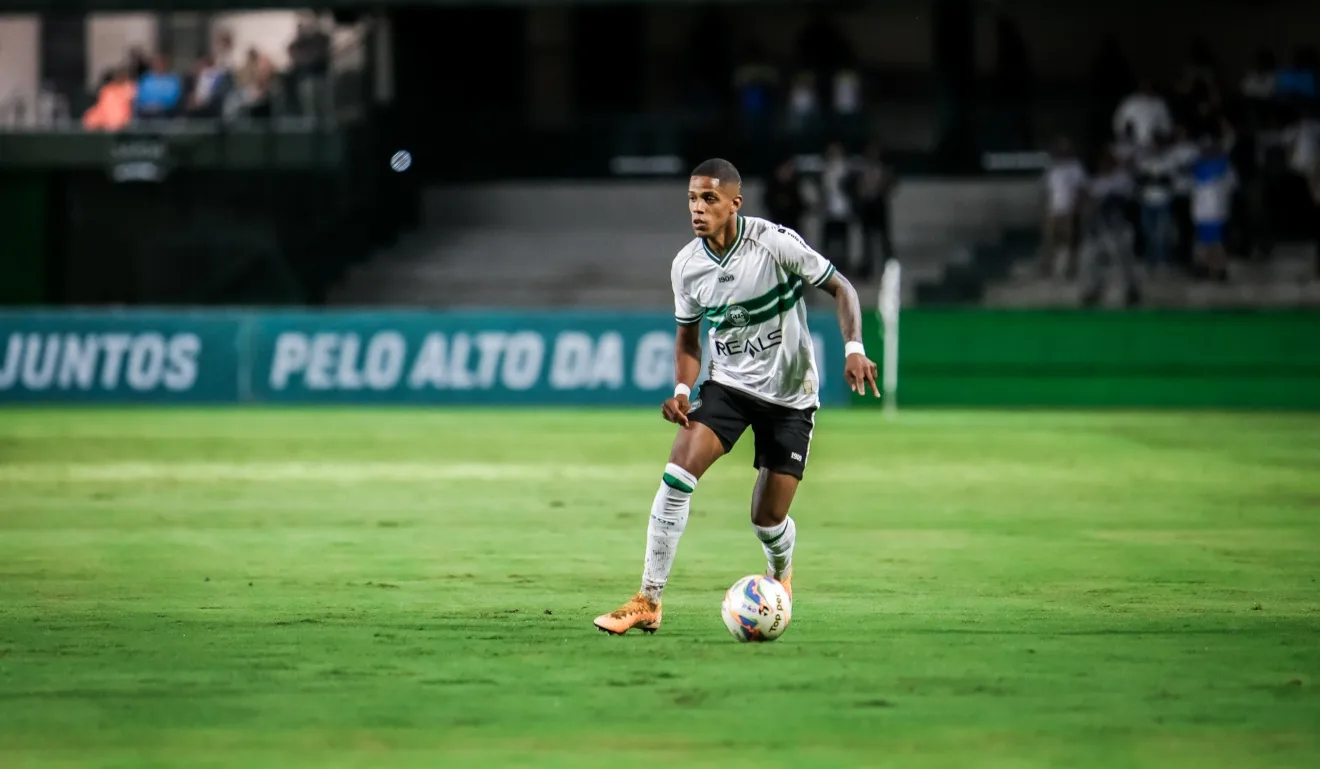 Rodrigo Gelado negocia transferência para o Pafos, do Chipre