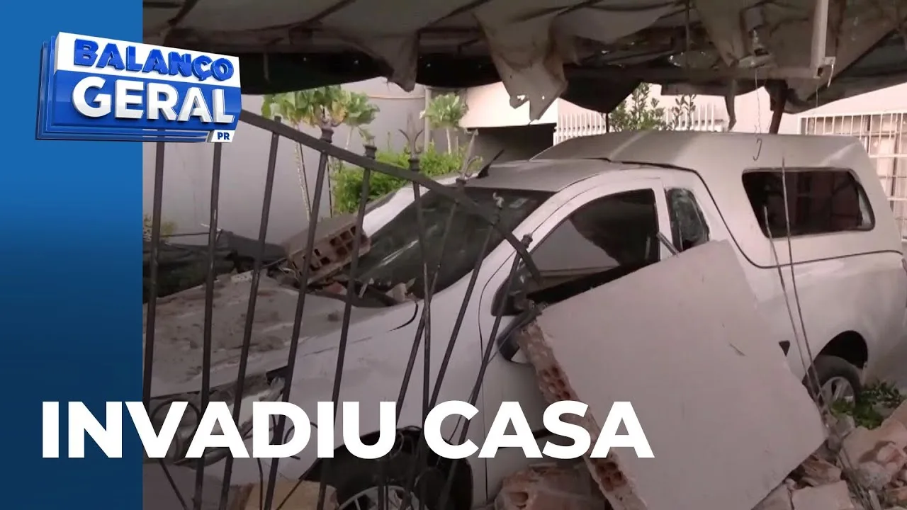 Motorista menor de idade invade quintal após desviar de moto que furou preferencial