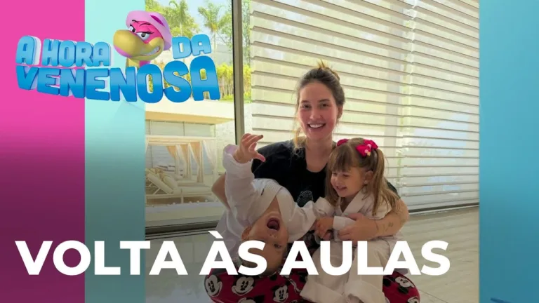 Filhas da Virgínia voltam às aulas depois de um mês em casa com o irmão