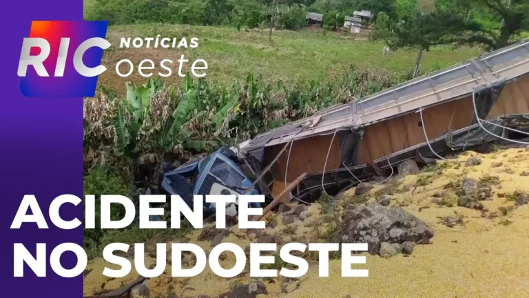 Motorista de caminhão morre em acidente no sudoeste; veículo também pegou fogo