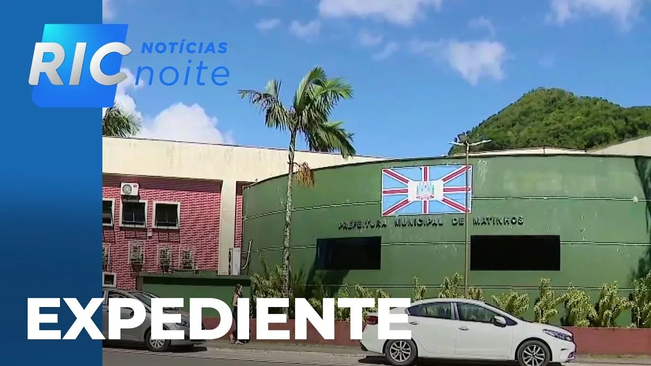 Servidores de Matinhos são proibidos de usarem celulares, para atividades particulares no expediente