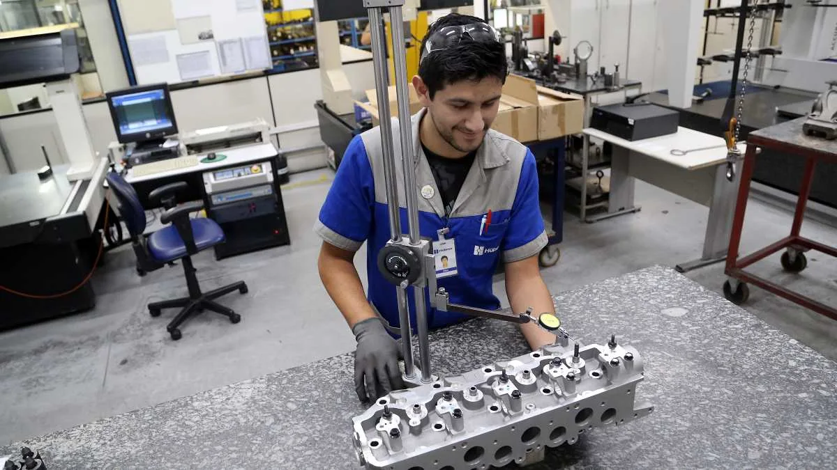 Paraná lidera geração de empregos na região Sul