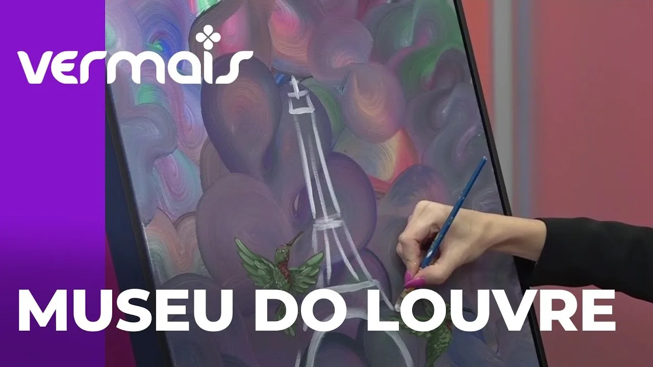 Artista plástica tem trabalhos expostos no Museu do Carrousel du Louvre em Paris