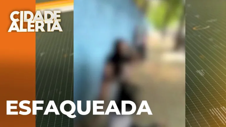 Jovem, esfaqueada em frente a uma escola, seria irmã de uma aluna que foi ameaçada