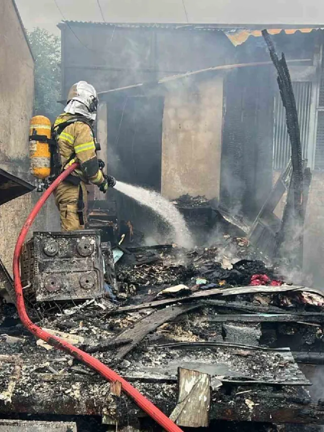 Incêndio em residência resulta na morte de idoso cadeirante na Grande Curitiba