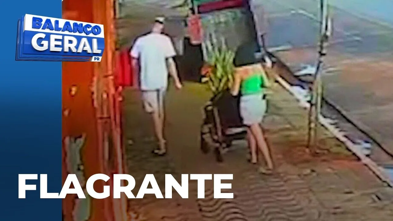 Casal teria usado carrinho de bebê para furtar vaso de planta em calçada; caso foi em Mandaguari