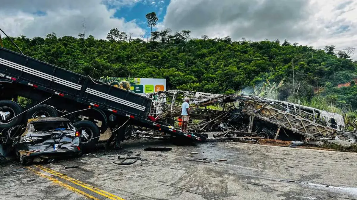 39 pessoas morreram em acidente na BR-116, em MG