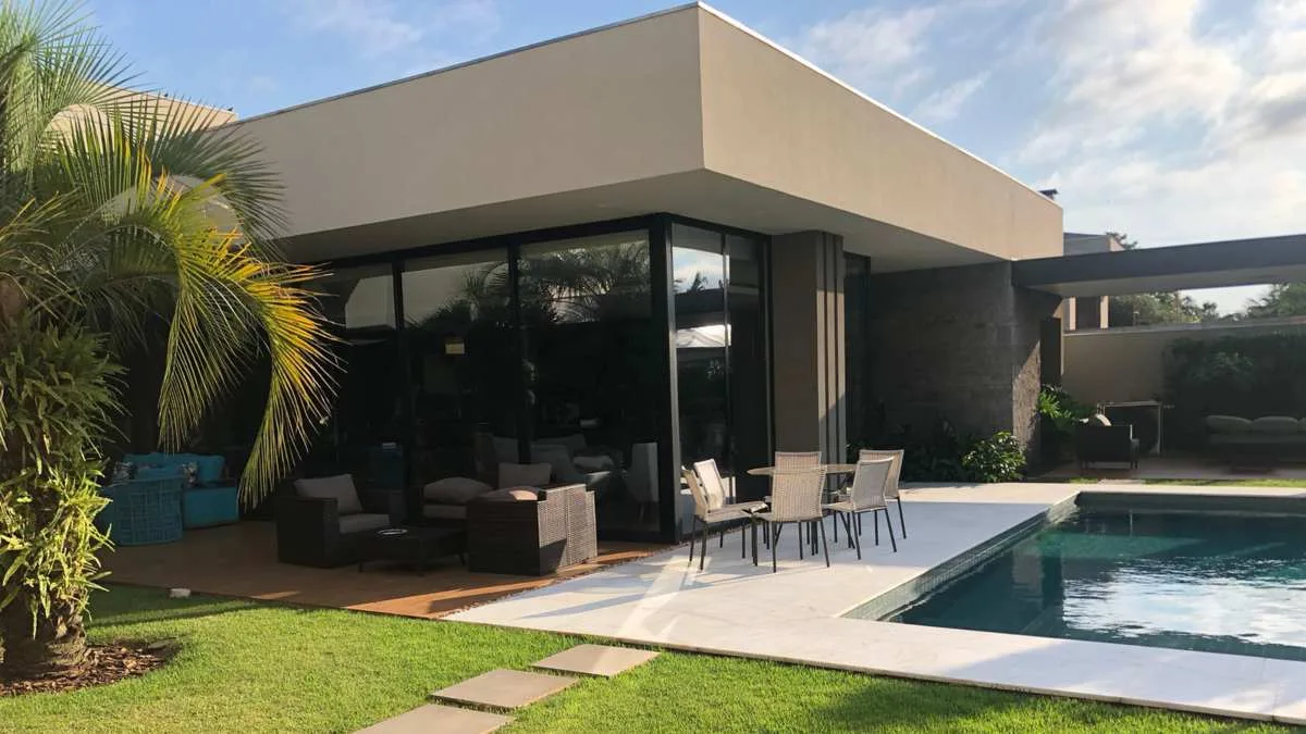 Casa de luxo foi alvo de operação contra tráfico de drogas