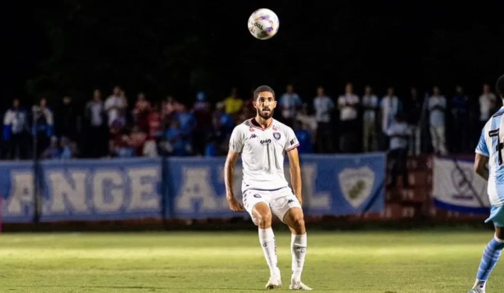Cianorte visita o Rio Branco para assumir a liderança do estadual