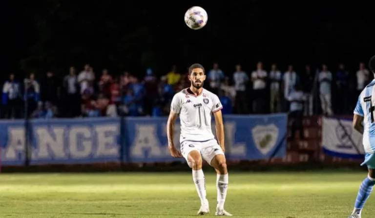 Cianorte visita o Rio Branco para assumir a liderança do estadual