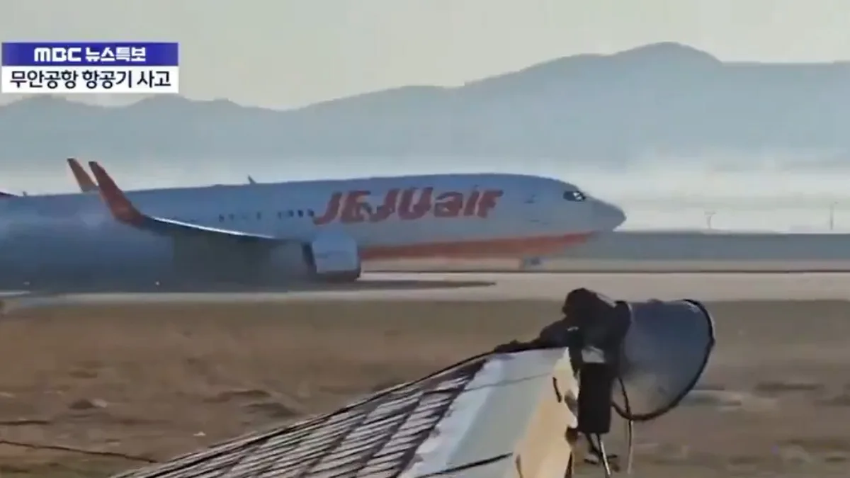 Avião sofre acidente após pousar em aeroporto na Coreia do Sul