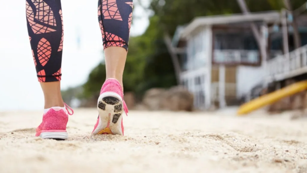 Corrida na praia deve ser feita com calçados apropriados