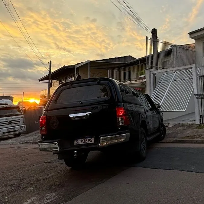 Líder de facção é presa em operação no Paraná