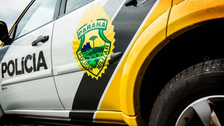 Homem invade casa e aterroriza famíla em Curitiba; assista no RIC Notícias Manhã