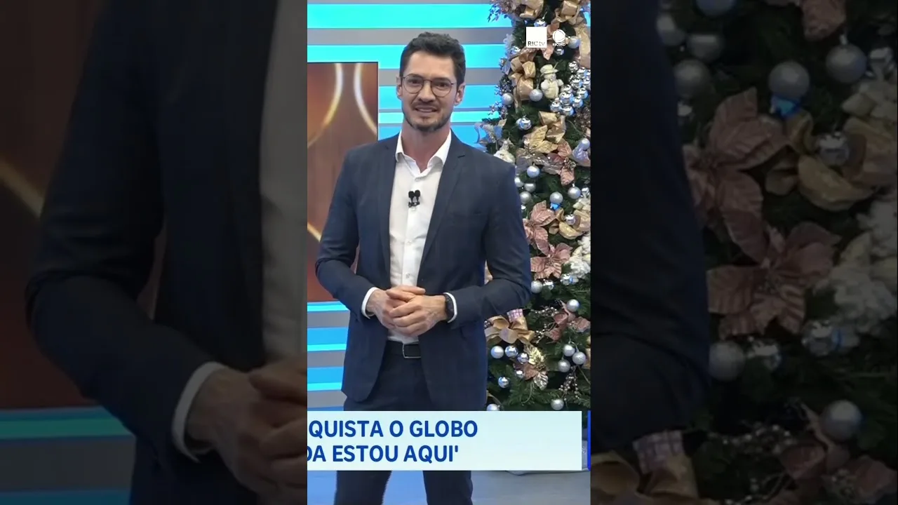 Fernanda Torres brilha no Globo de Ouro e conquista prêmio de melhor atriz