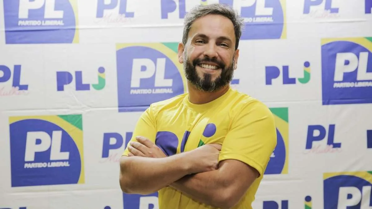 Zé Luiz é jornalista e publicitário (Foto: Instagram/ @zeluizvelloso) 