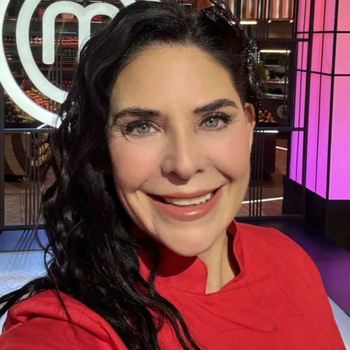 Jurada do Masterchef é sequestrada durante entrevista ao vivo