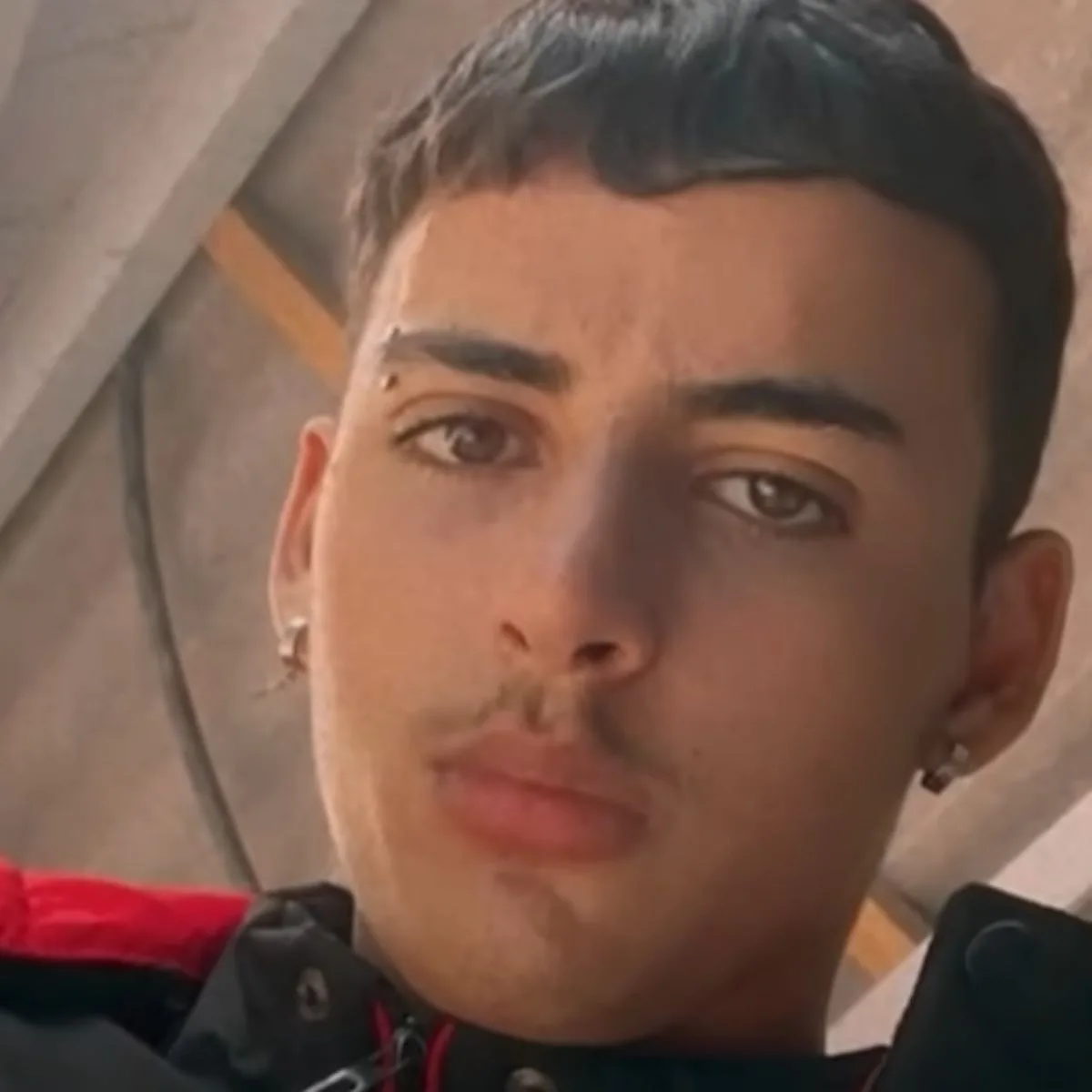 Os familiares se perguntam sobre o paradeiro do jovem (Foto: reprodução / RICtv)