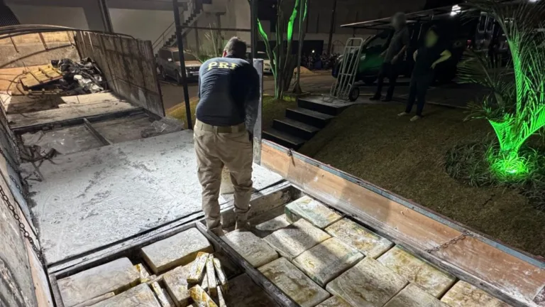 Apreensão de drogas no Paraná é destaque no Jornal da Manhã