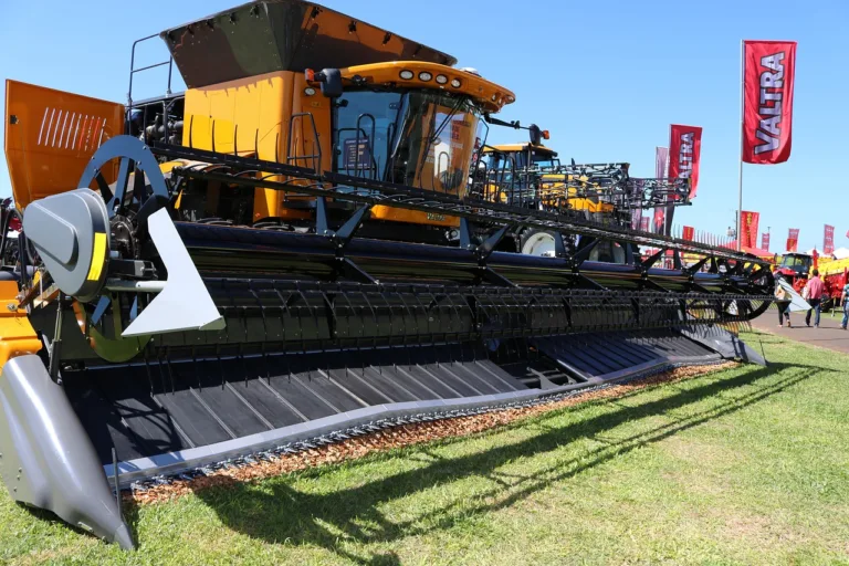 Colheitadeira em exposição