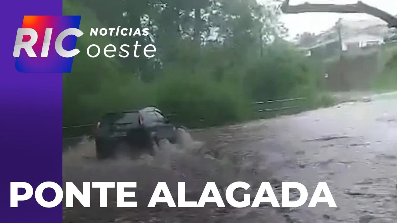 Com a chuva, ponte do XIV de Novembro é alagada; promessa, é que obra comece