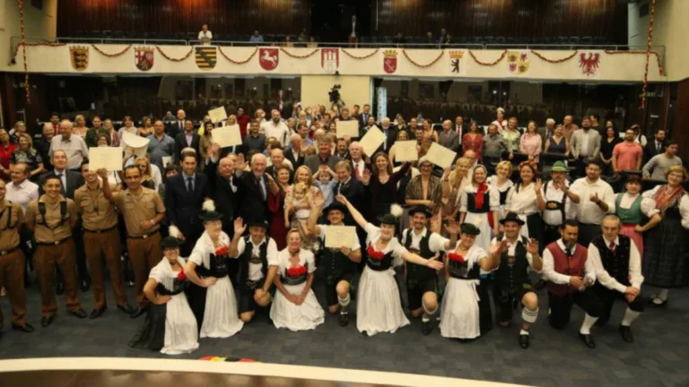 Evento celebra 195 anos da imigração alemã no Paraná com atrações culturais