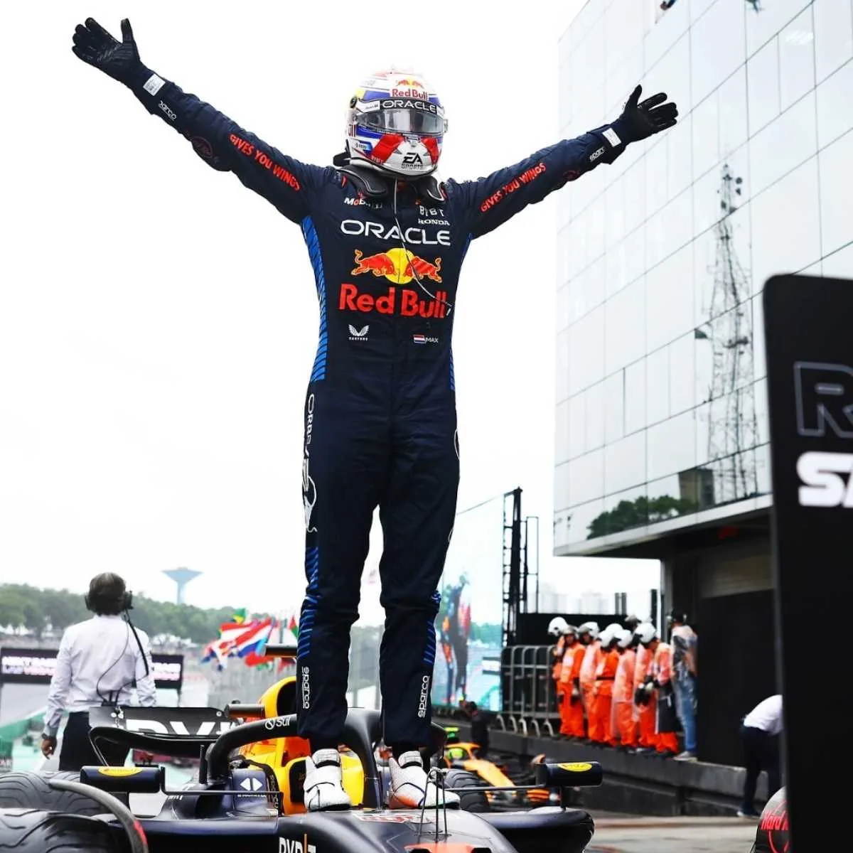 Agora, apenas Lando Norris pode tirar o 4º título consecutivo de Max Verstappen (Foto: Instagram/maxverstappen1)