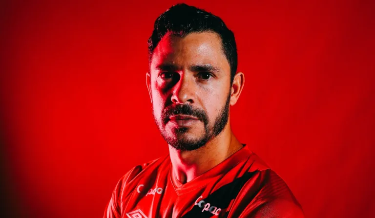 Giuliano, novo reforço do Athletico