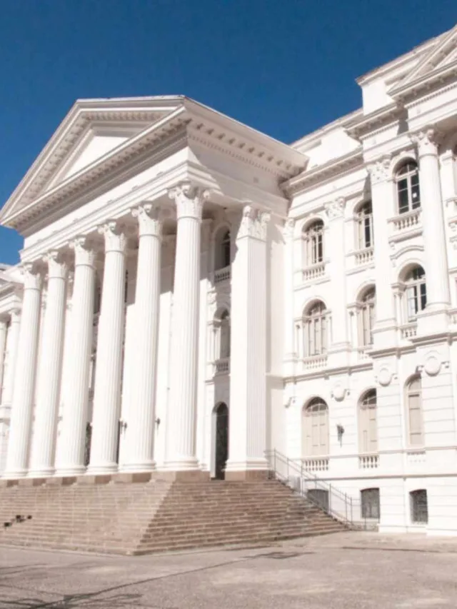 Neste vestibular, a UFPR oferece 5.254 vagas em 124 cursos, nos campi de Curitiba, Jandaia do Sul, Matinhos, Palotina, Pontal do Paraná e Toledo (Foto: Divulgação/UFPR)