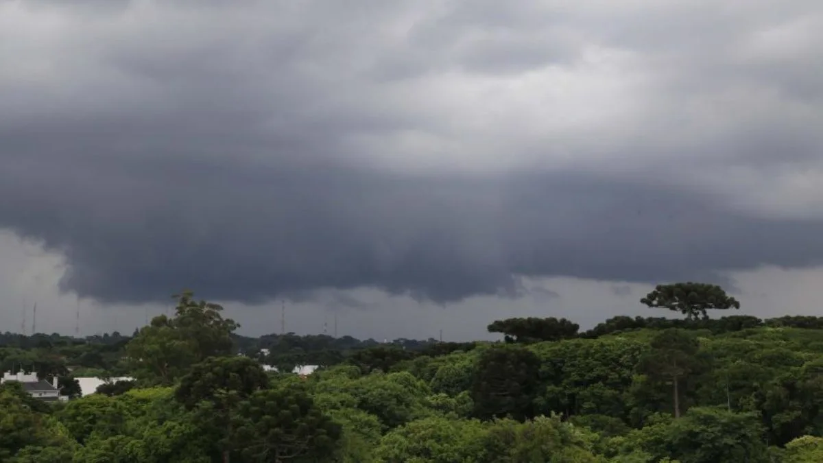 Previsão do tempo para Curitiba amanhã (22/11/2024), segundo o Climatempo