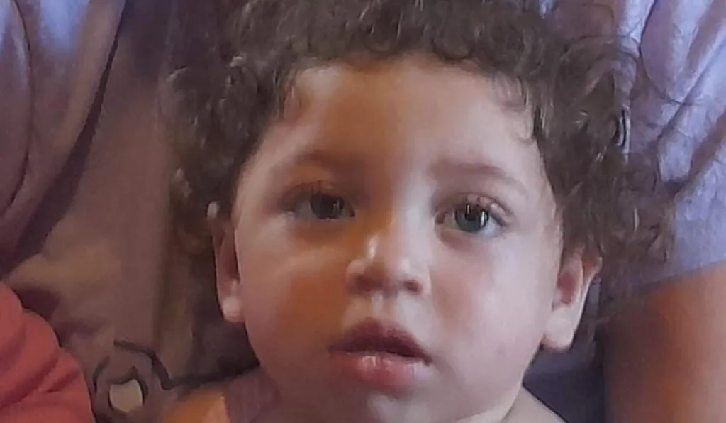 Bebê é sequestrada por mulher que se passava por enfermeira em Curitiba; diz família