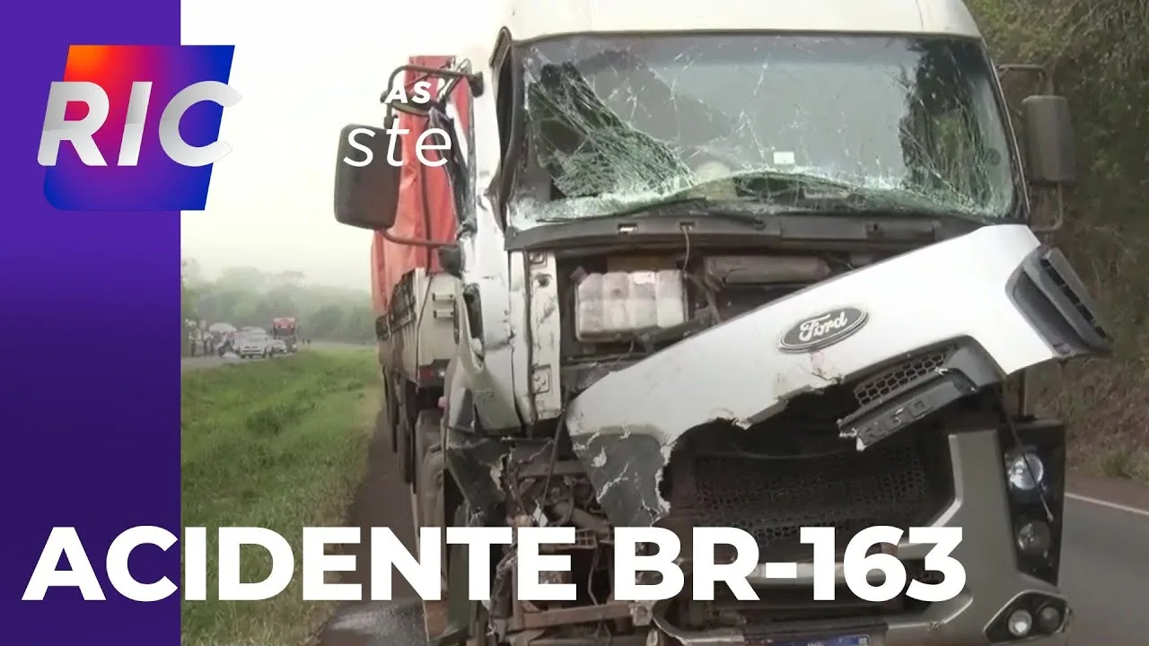 Acidente na BR-163: mulher morre ao perder controle da direção e ser atingida por carreta