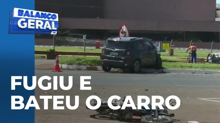 Carro lotado com maconha, e que fugia da PRF, entra em acidente com moto