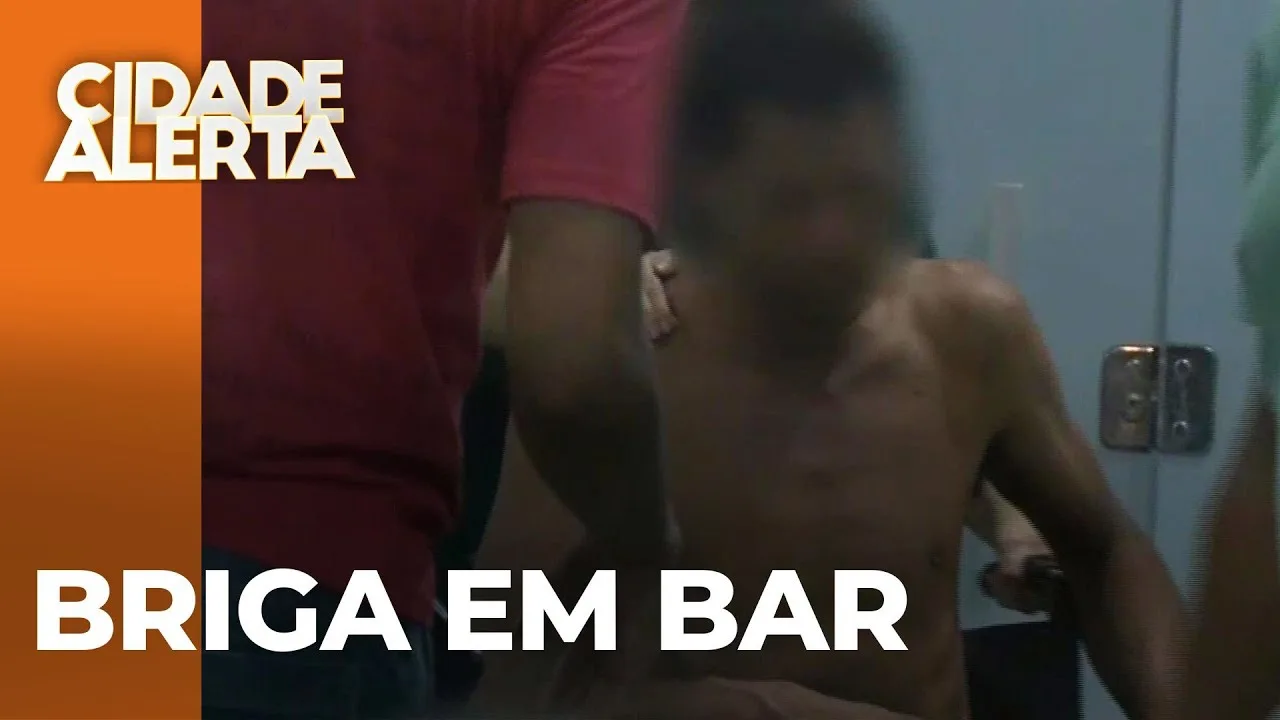 Confusão em bar termina em facada: Homem é hospitalizado em estado grave