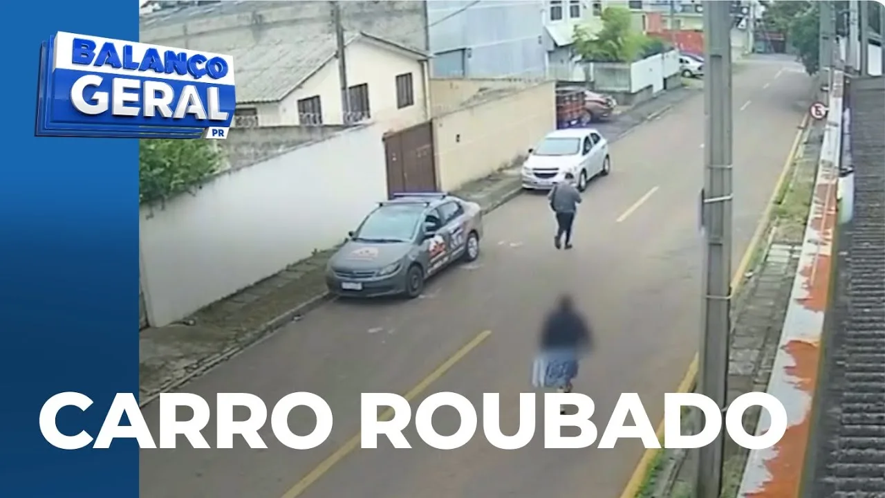 Ladrão tentar levar bolsa de idosa, mas ela reage e perde o carro; mulher estava junto com criança