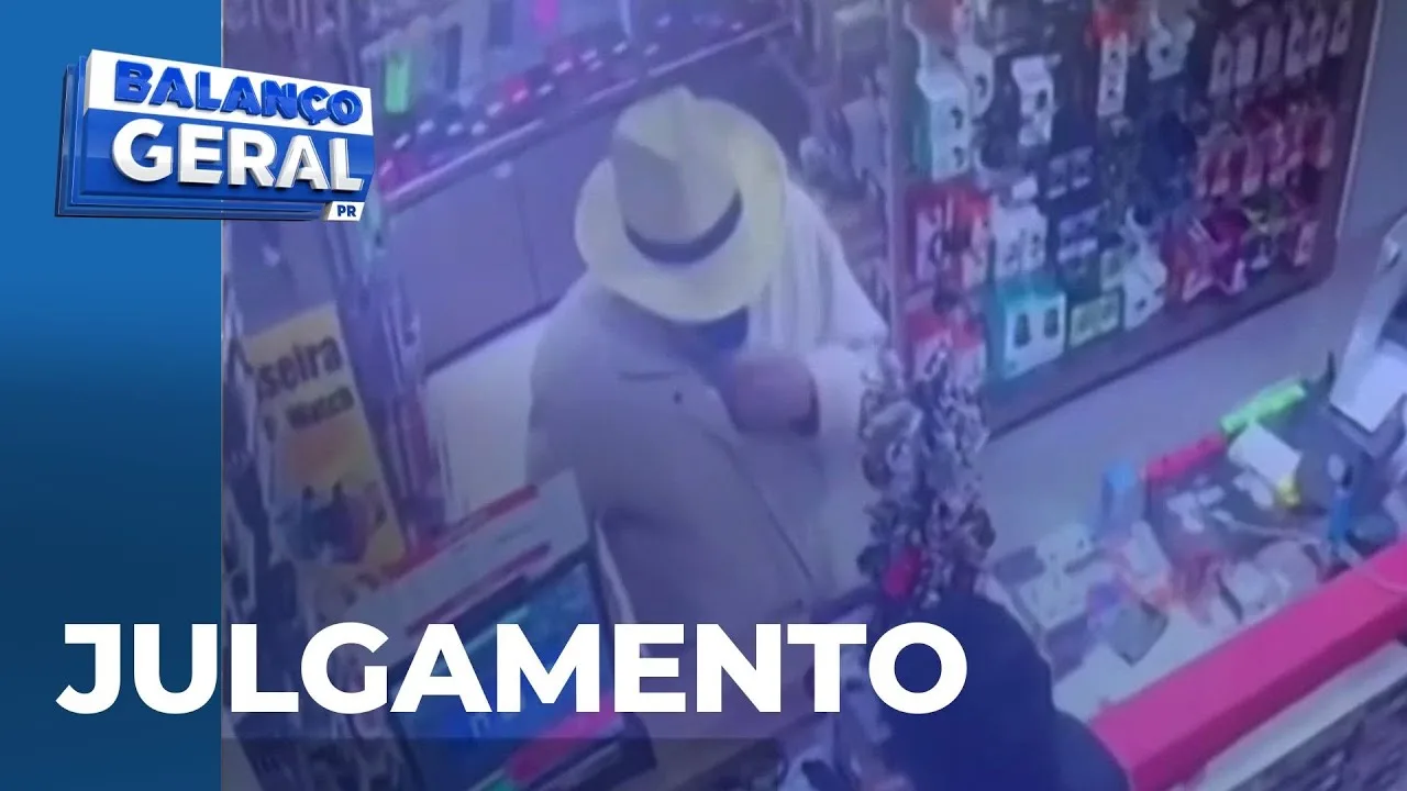 Paulo, acusado de matar o ator Rafael Miguel e os pais dele, é julgado