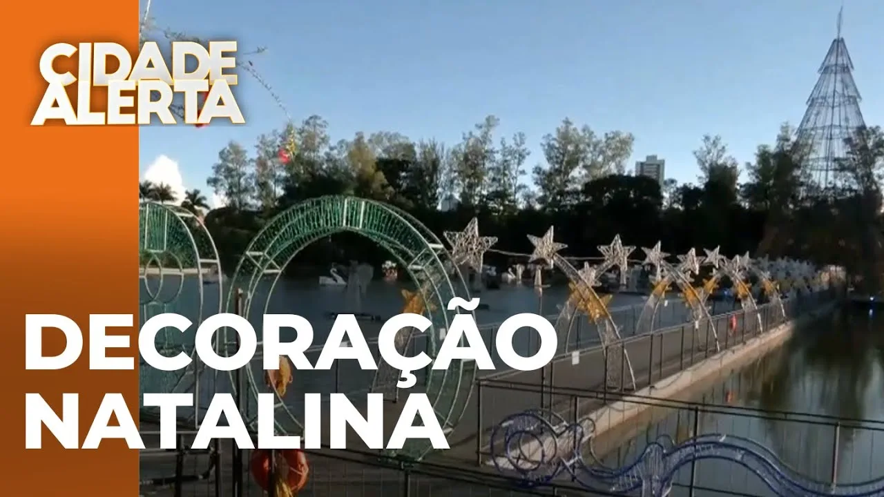 Decoração natalina aberta para visitação agora a noite