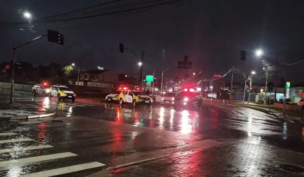 Confronto com a PM termina com dois suspeitos mortos em Curitiba