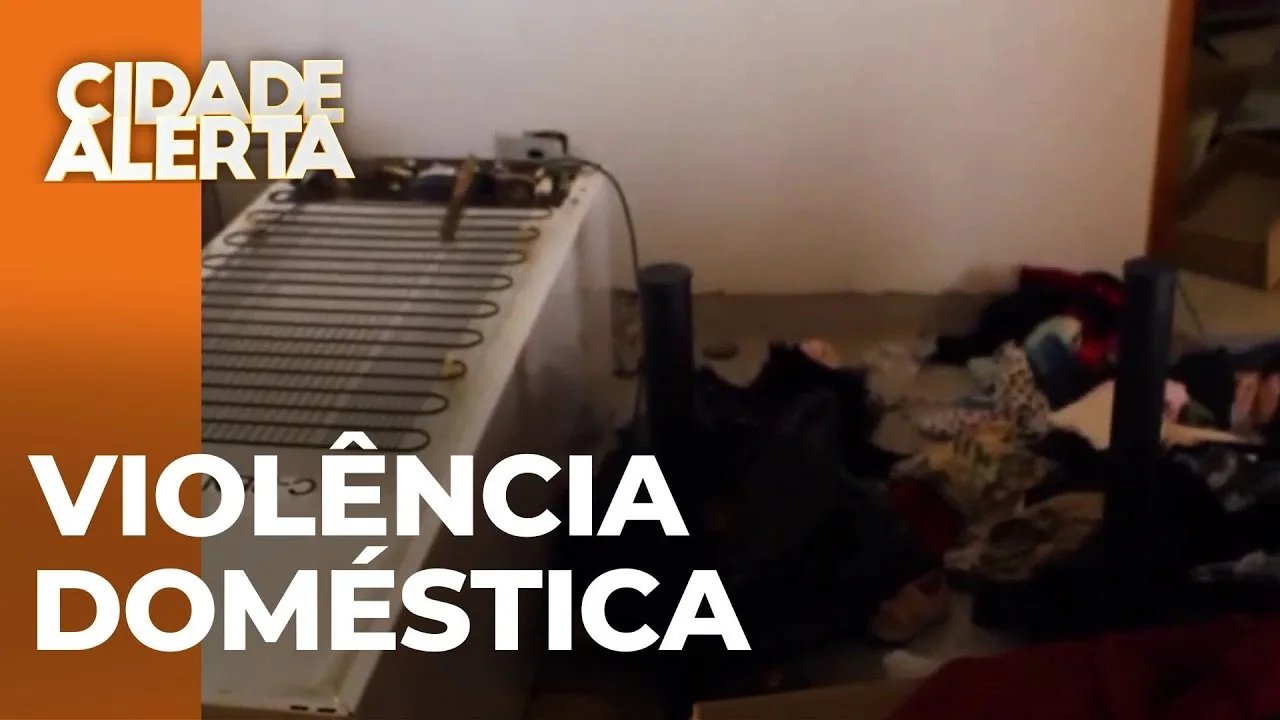 Violência doméstica: Discussão atinge nível alarmante e termina com casa revirada e prisão