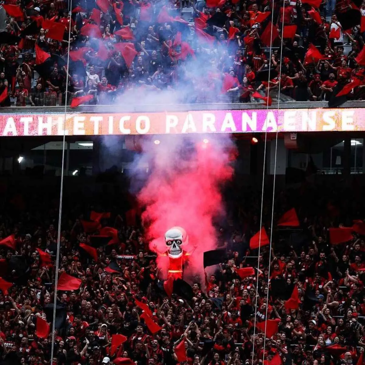 O Athletico está lutando para permanecer na Série A em 2025 (Foto: Instagram/athleticoparanaense)