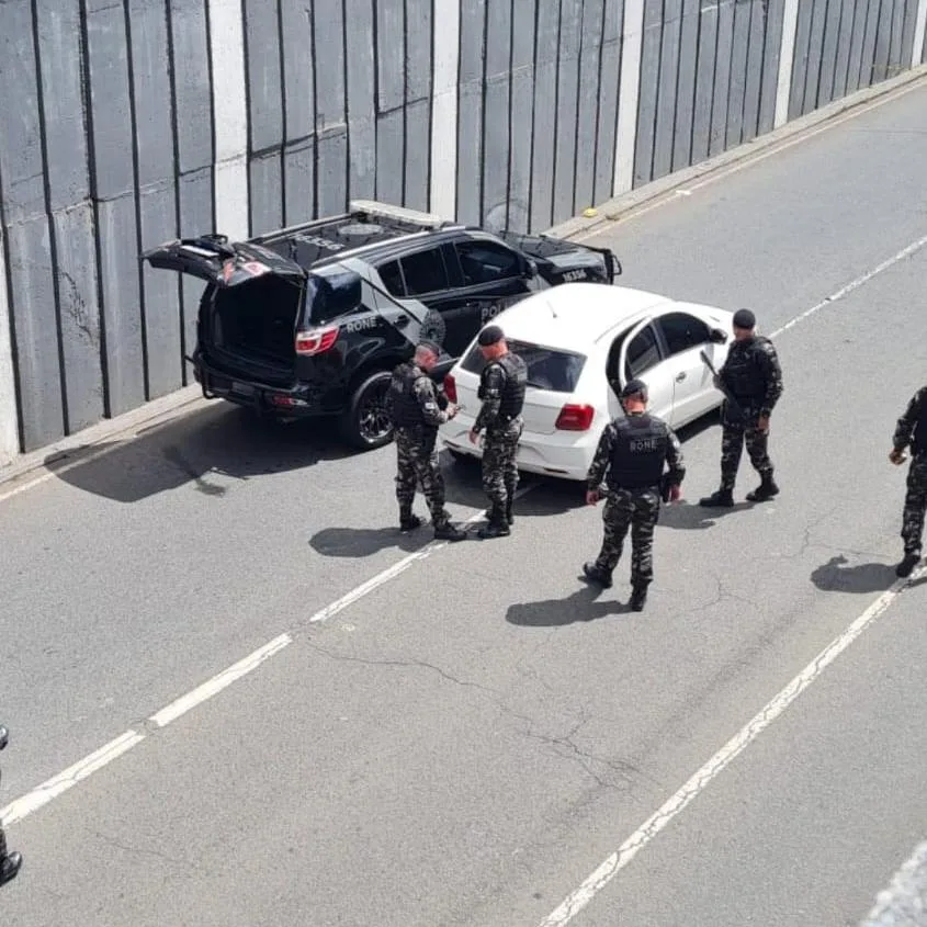 Tiroteio assustou motoristas e moradores da região do Alto da XV, em Curitiba