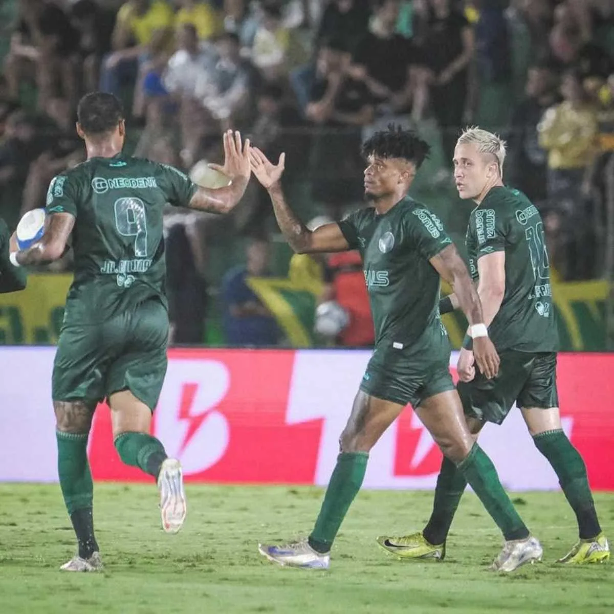 A partida não tem nada em jogo para nenhum dos times (Foto: JP Pacheco/Coritiba)