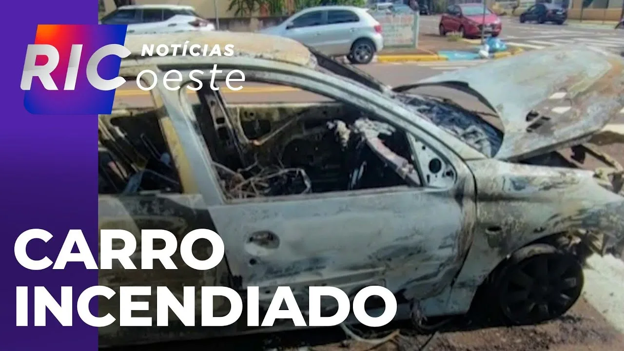 Após homicídio e tentativa, carro que pode ter sido utilizado em crime é incendiado