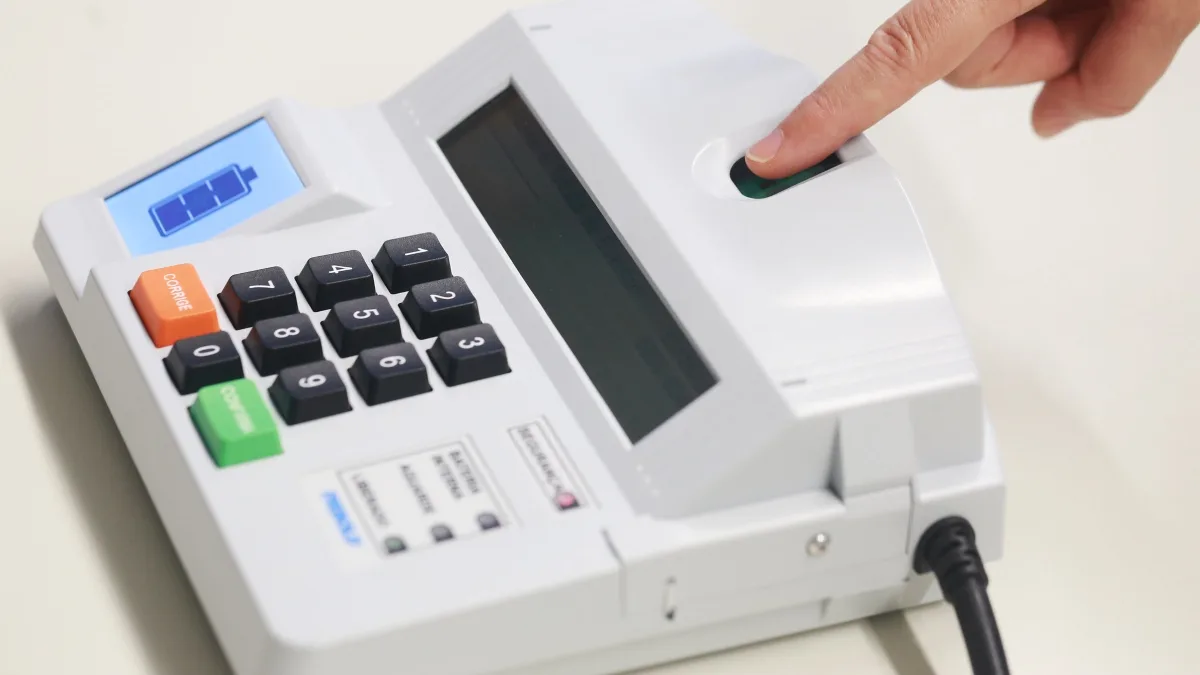 Paraná registra 15% menos denúncias de propaganda irregular no segundo turno